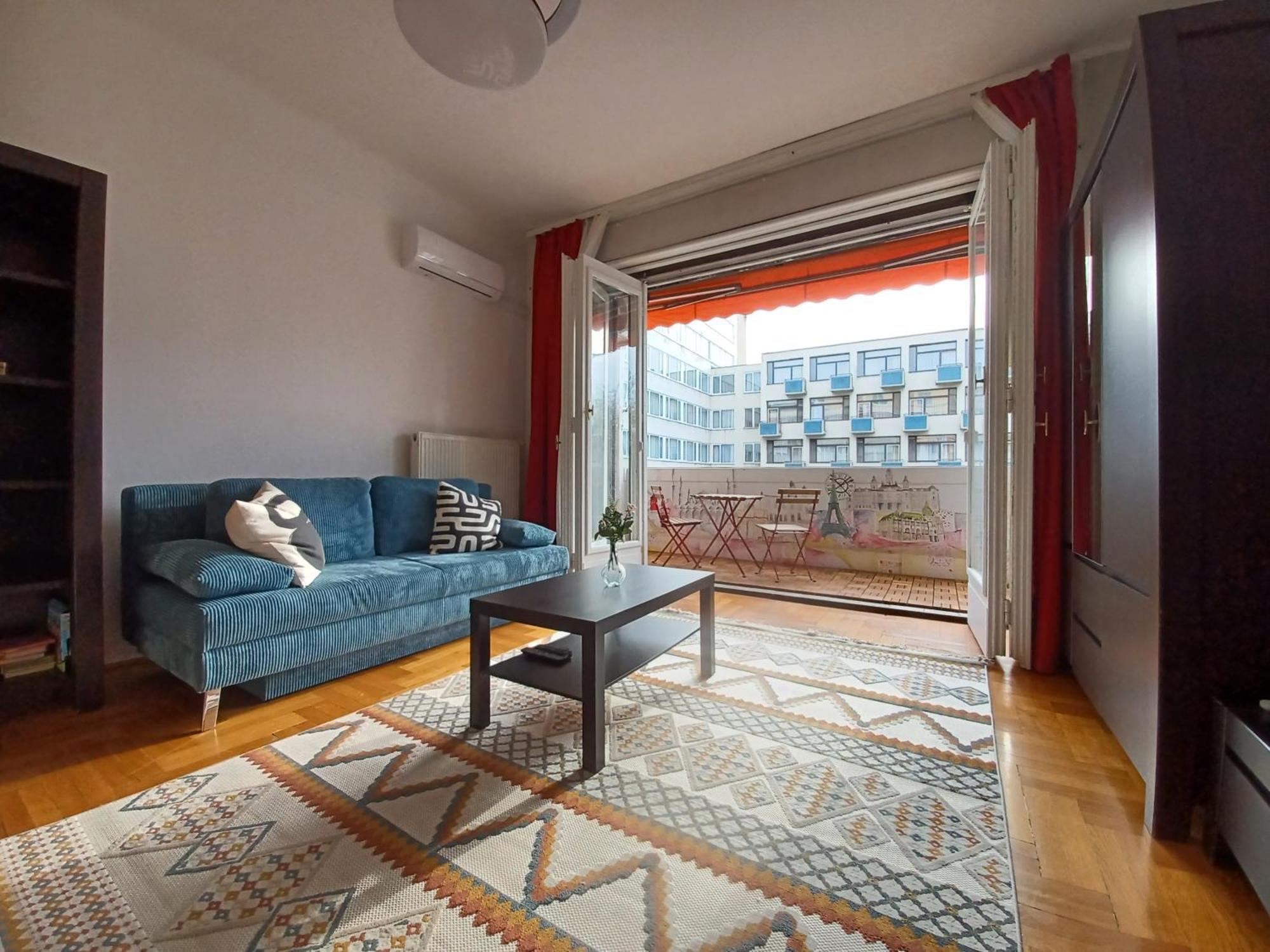 Hero'S Square Apartment บูดาเปสต์ ภายนอก รูปภาพ